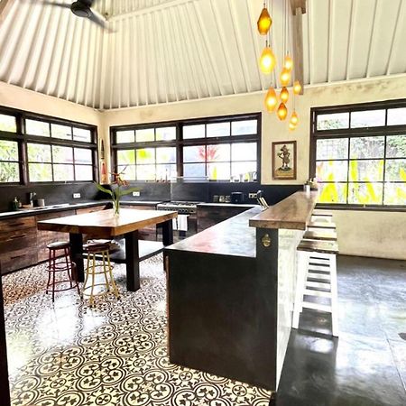 Holiday Beautiful Villa 4 Bedroom Garden View Canggu Екстер'єр фото