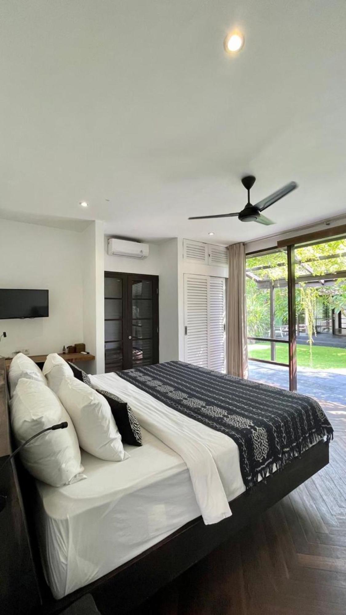 Holiday Beautiful Villa 4 Bedroom Garden View Canggu Екстер'єр фото